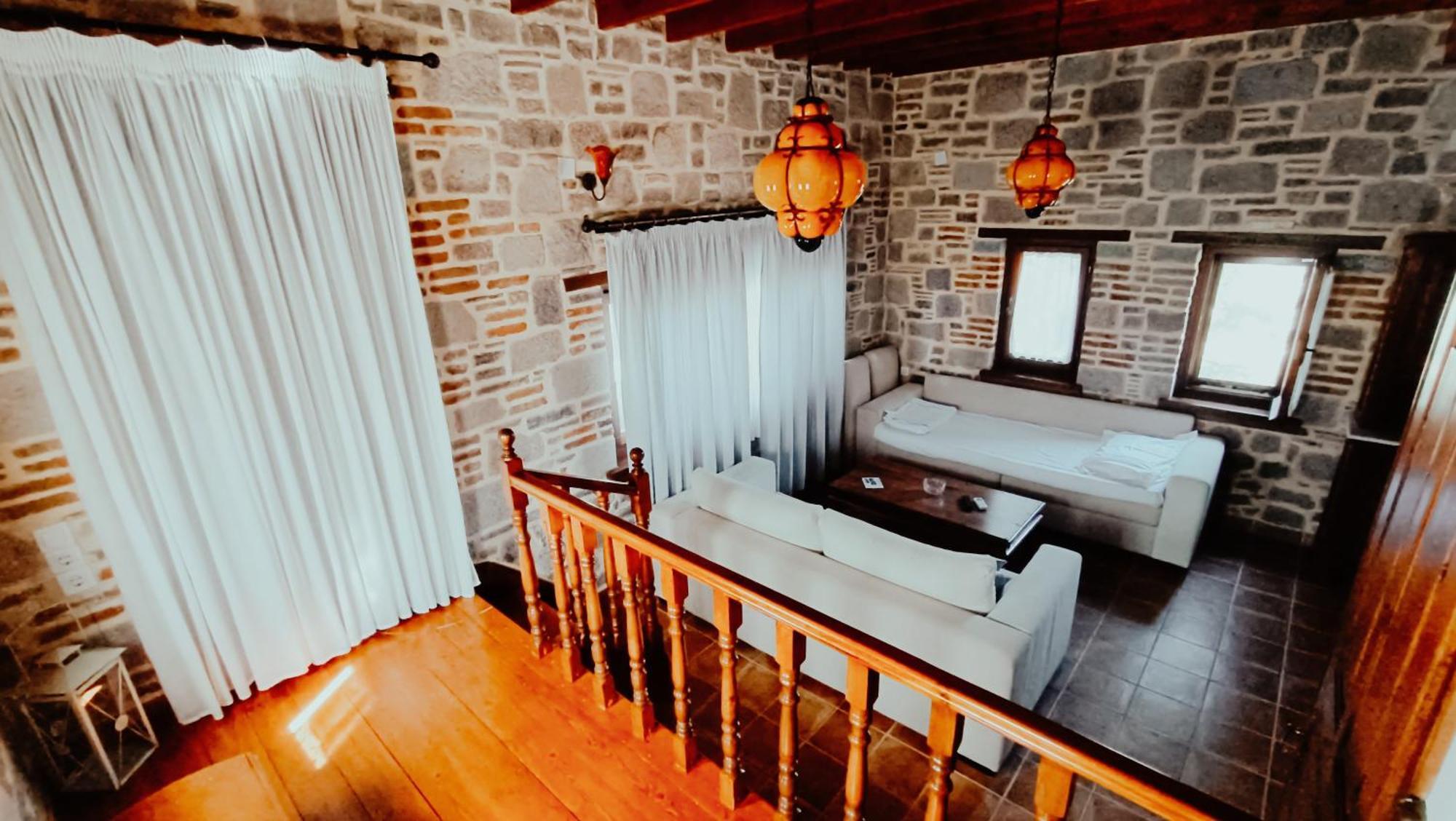 Lesvos Tower House Komninos Sígrion エクステリア 写真