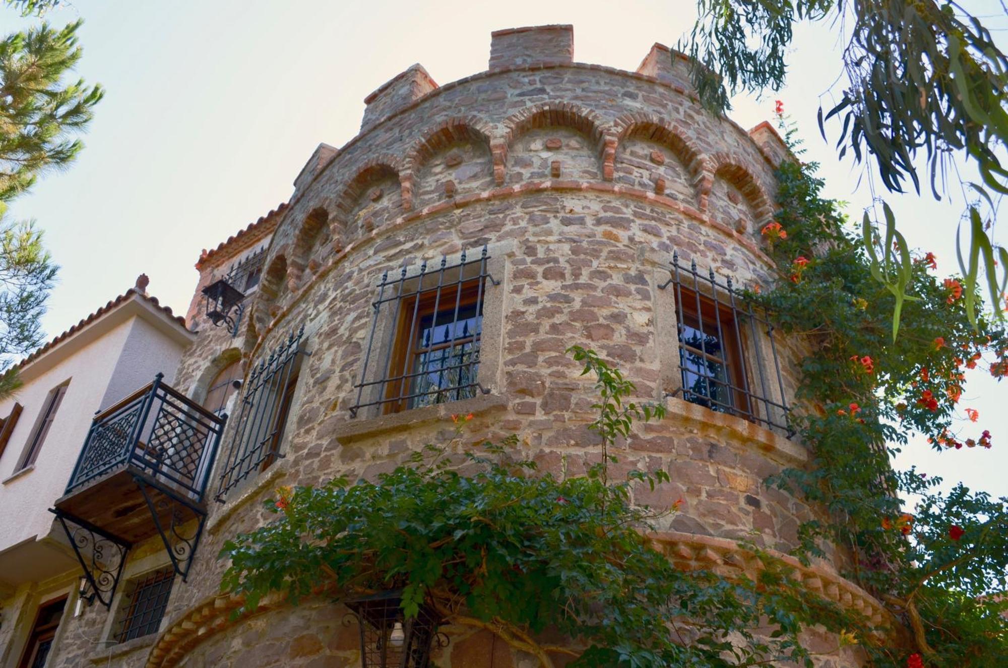Lesvos Tower House Komninos Sígrion エクステリア 写真