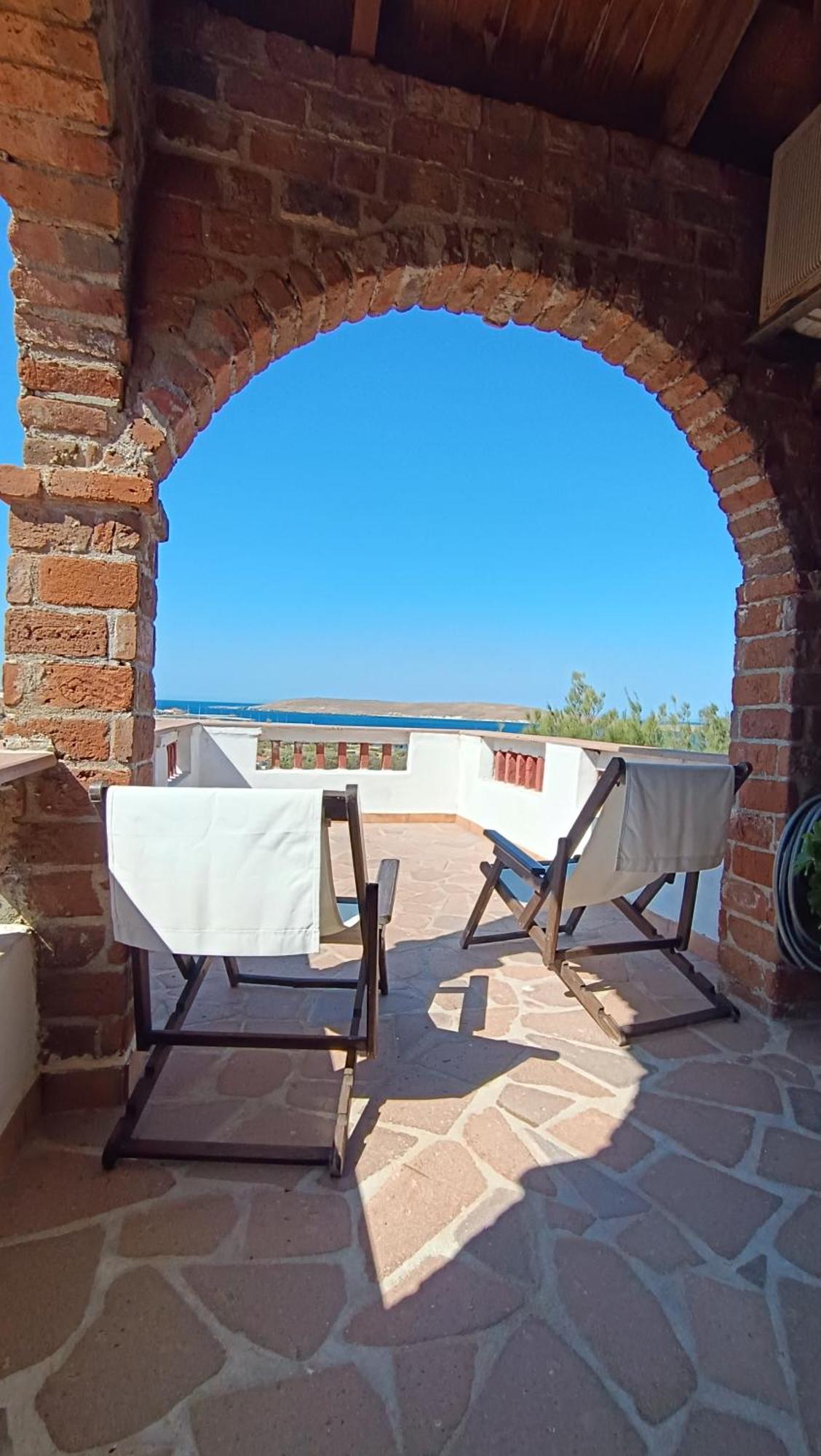 Lesvos Tower House Komninos Sígrion エクステリア 写真